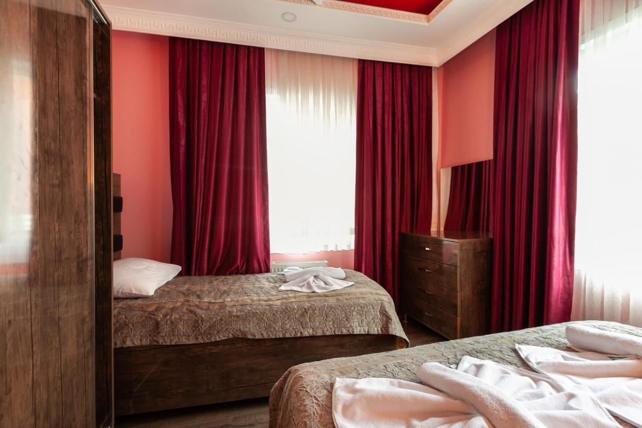 Lale Sultan Apartment