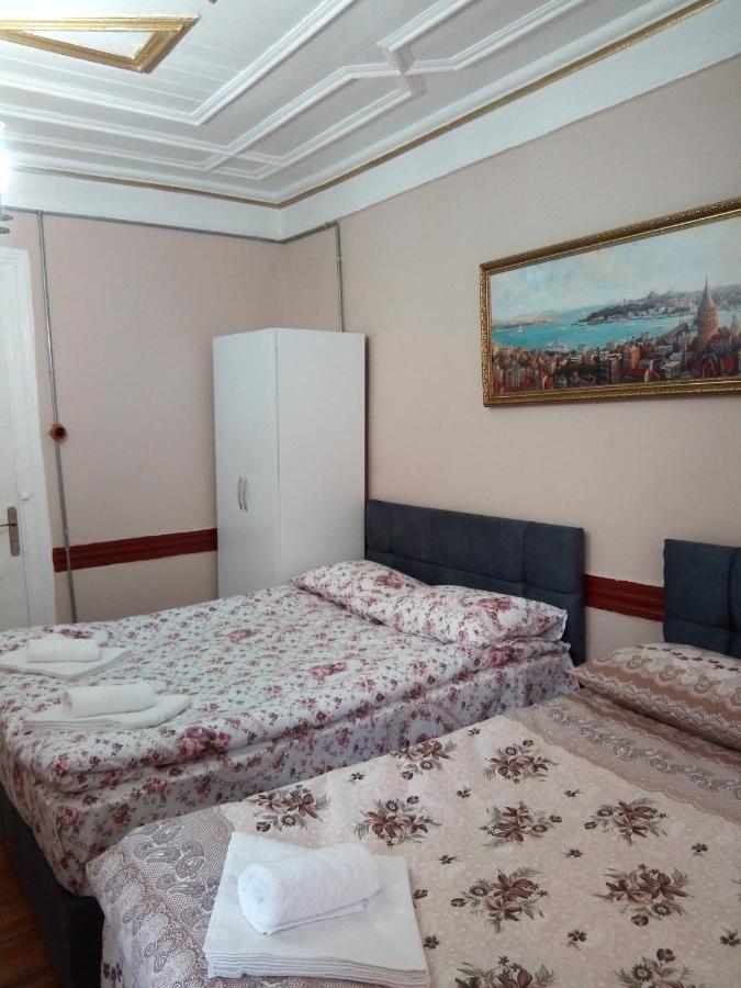 Mr Damien Aparthotel 2*