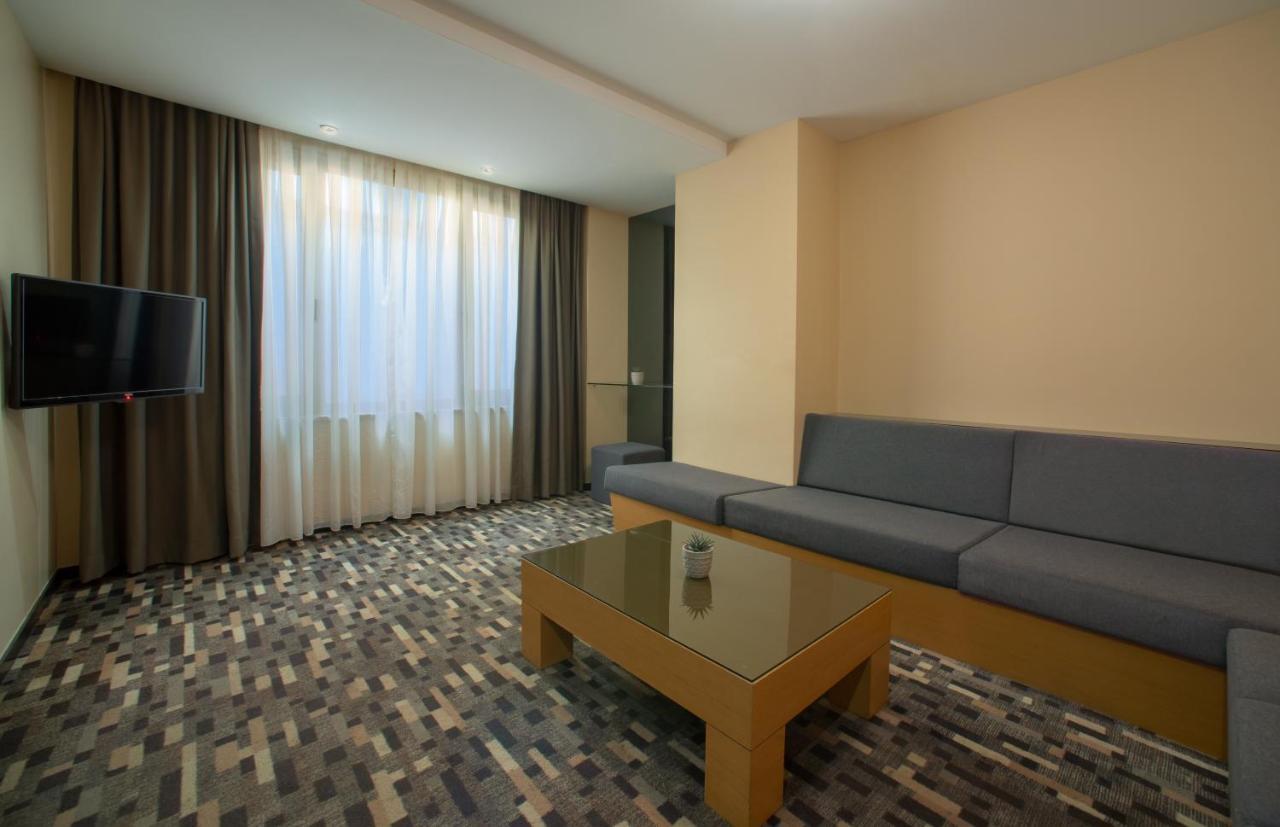 Tan - Special Category 4* Istambul