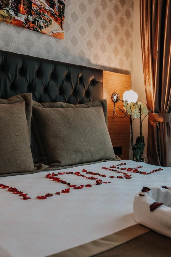 Grand Lark * Istanbul