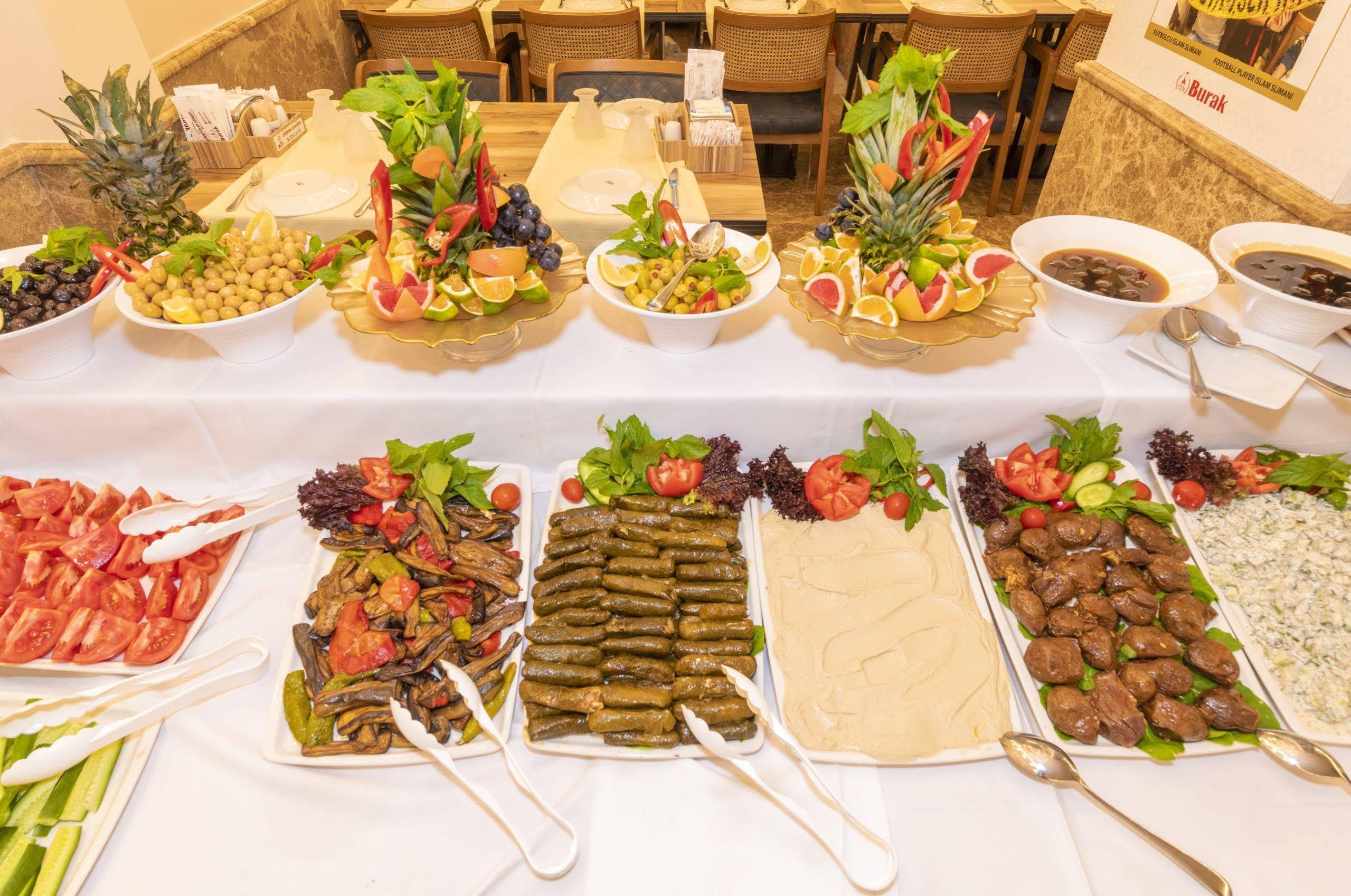 Almadina Hotel 3*