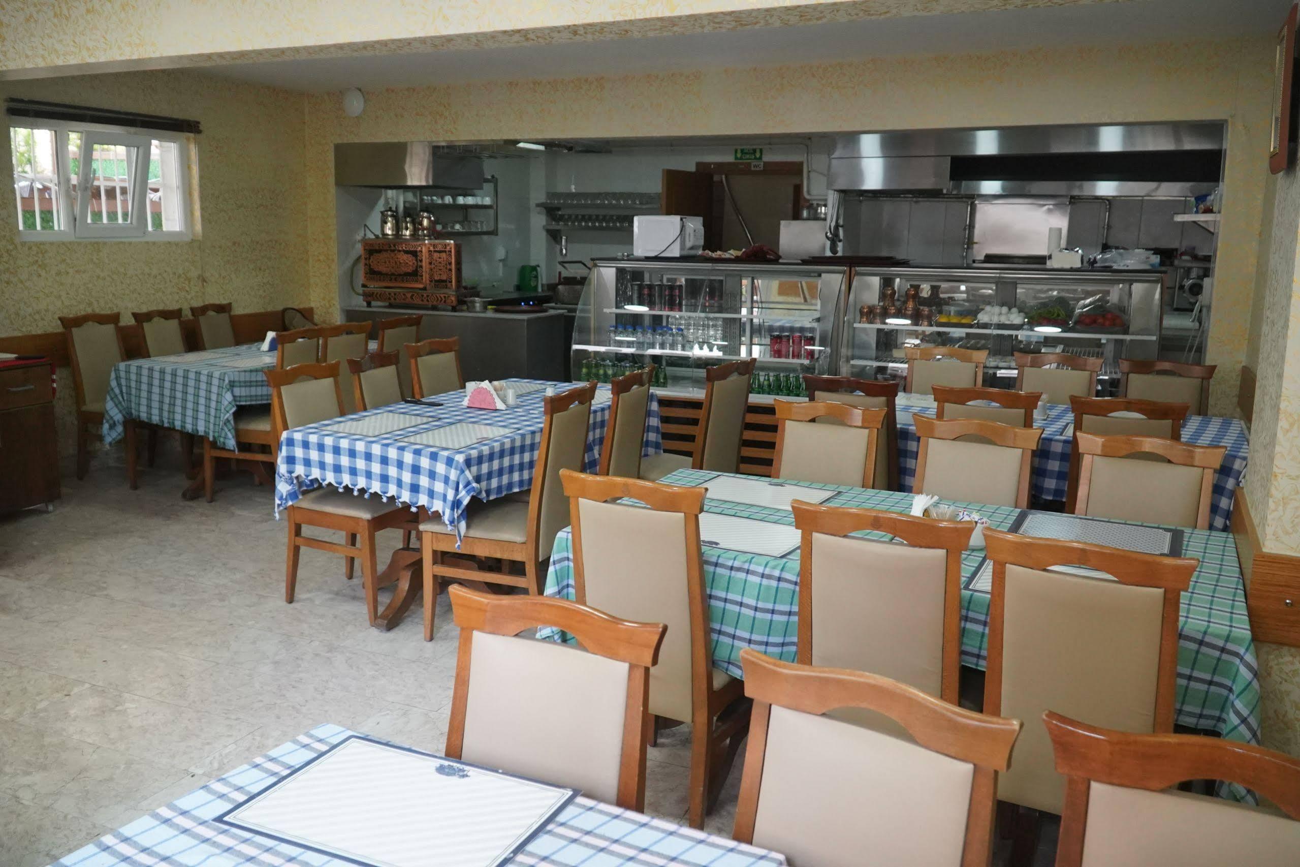 Ihva Pierreloti Bed & Breakfast 3*