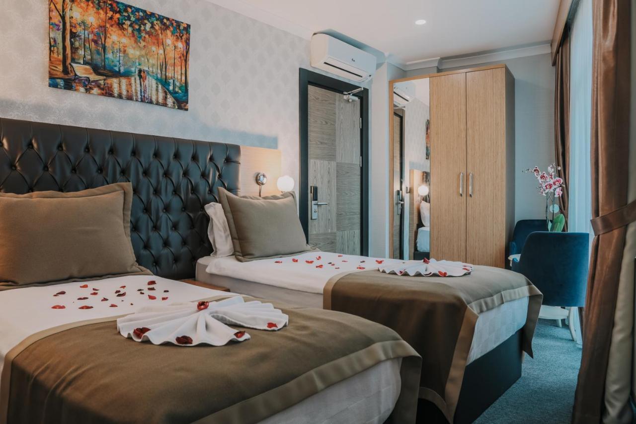 Hotel Grand Lark *