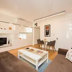 Taksim Thera Suite
