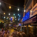 Golden Sail Hotel Old City