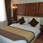 New Fatih Hotel