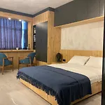 Kadikoey Studio Flat
