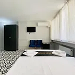 Refreshing Studio Flat In Kabatas Beyoglu