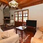 Cozy Mountain House Surrounded By Nature In Beykoz