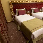 Mb Deluxe Hotel