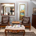 Hhk Hotel Downtown