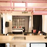 Flat With Turkish Hammam And Bar In Beyoglu