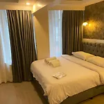 Lazz City Hotel