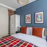 Charming Flat With Backyard Close To Zorlu Center