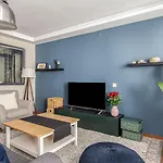 Charming Flat With Backyard Close To Zorlu Center