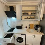 Golden Arrow Suites