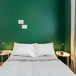 Stylish Flat 5 Min To Taksim Square In Beyoglu