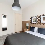 Sleek Flat Within Walking Distance To Pera Museum