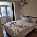 Karina Apart Hotel