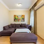 Central Flat 10-Min Walk To Taksim Square In Sisli