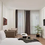 Gatto Suites&Residence