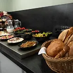 Elm Suite Hotel