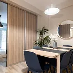 Exquisite And Spacious Flat In Central Nisantasi