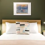 Exquisite And Spacious Flat In Central Nisantasi