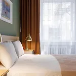 Exquisite And Spacious Flat In Central Nisantasi