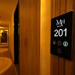 Mahya Hotel
