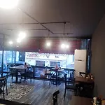 Big Peace Hotel