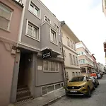 Safran Suites