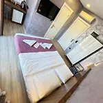 Alyon Suite Hotel