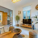 Exceptional Flat 1 Min To Metro & Galata Tower