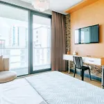 Cozy Studio Flat W Balcony 10 Min To Marmara Forum