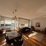 Green Garden View Apartment Near Zorlu Center
