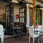 Meroddi Barnathan Hotel
