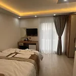 Ninova Boutique Hotel