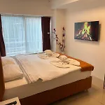 Kadikoey Bull Hotel