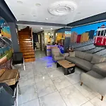 Hotel Newaz Suite