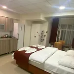 Kadikoey Bull Hotel