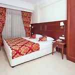 Istanbul Newcity Hotel