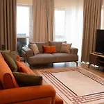 Two Bedroom King Suite Ih19