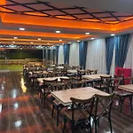 Biglife Hotel