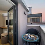 Robin Hotel