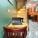 Perahomes City View Wooden Flat