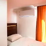 Laos Otel