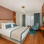Triton Hotel