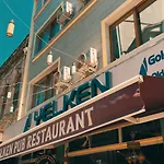 Golden Sail Hotel Old City