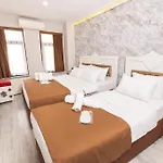 Kupa Hotel